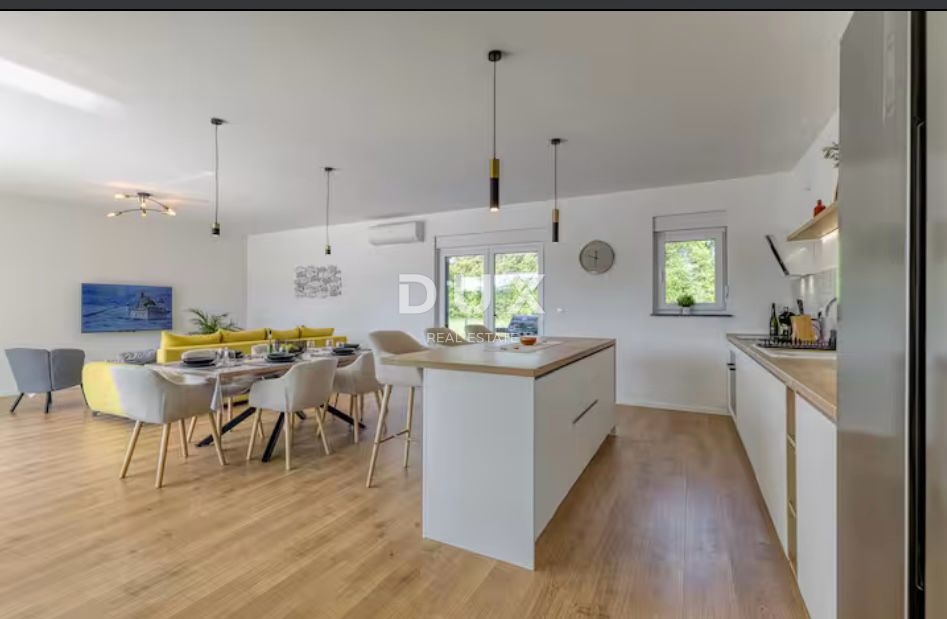 ISTRA, LABIN (okolica) - Moderna novogradnja z bazenom