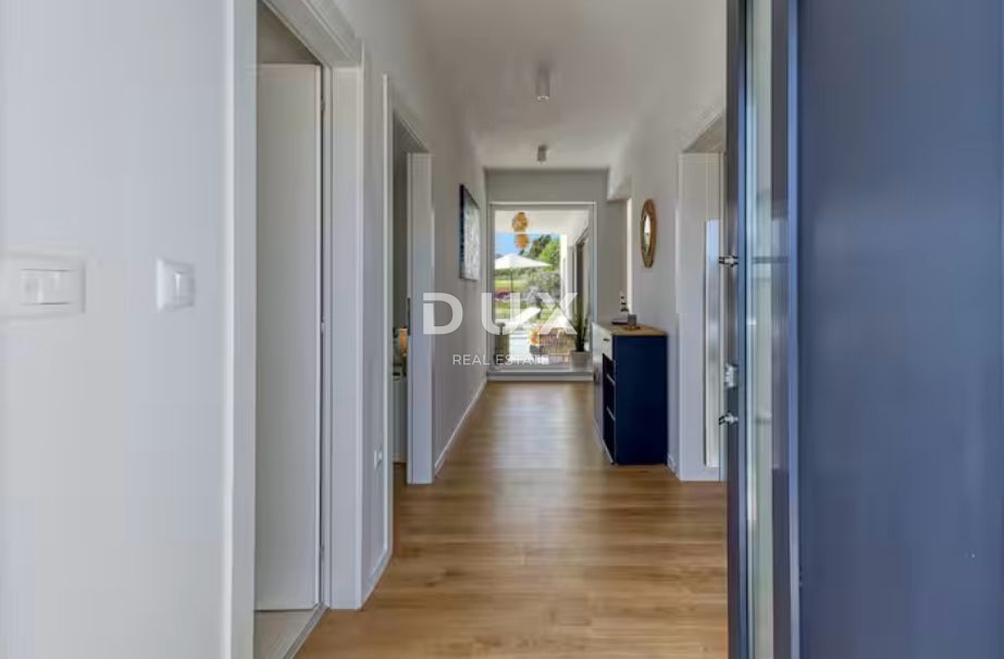 ISTRA, LABIN (okolica) - Moderna novogradnja z bazenom