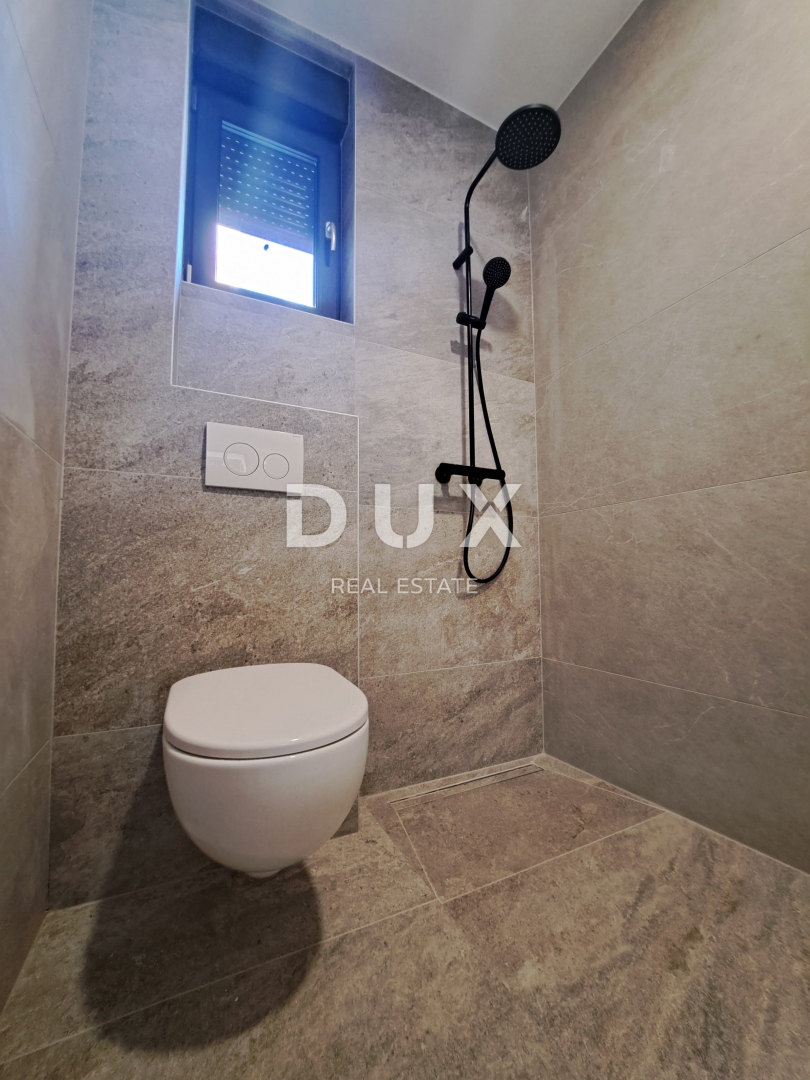 NOVALJA, JAKISNICA - Luksuzno penthouse 117 m2 s pogledom na celoten zaliv