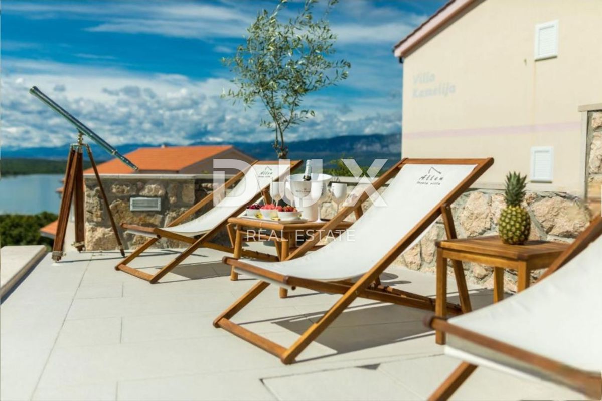OTOK KRK, KLIMNO - apartma v vili 61m2, DB+2S, 1. nadstropje, s čudovitim pogledom na morje in bazen - S4