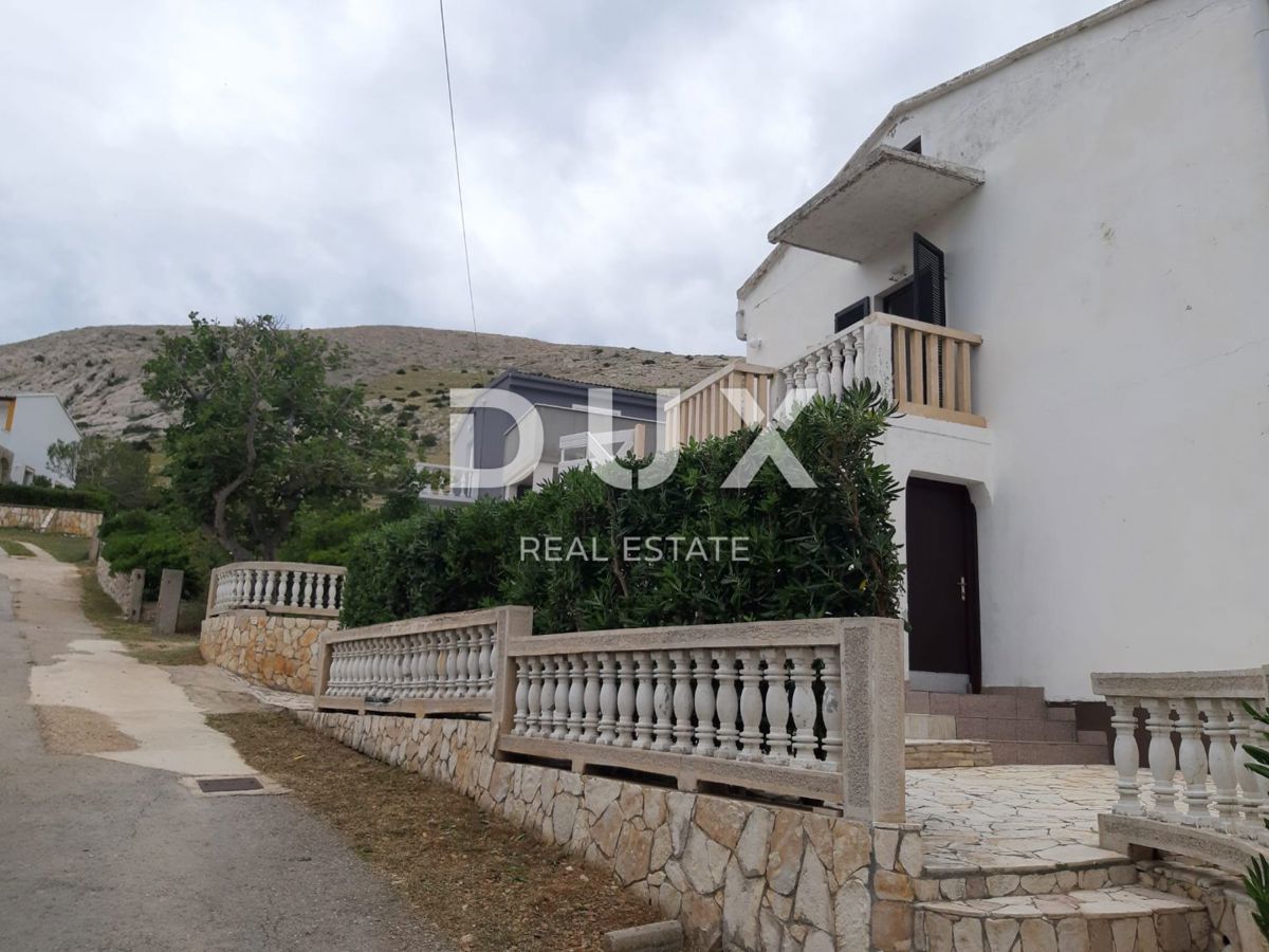 OTOK PAG, PAG - Dvojček hiše za adaptacijo s pogledom na morje