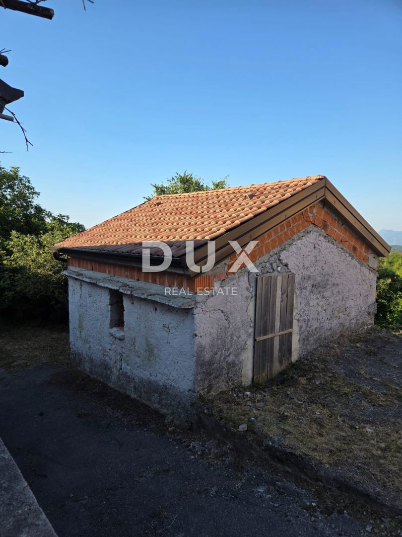 RIJEKA, VIŠKOVO - hiša in gospodarsko poslopje + dvorišče s pogledom na morje! PRILOŽNOST!