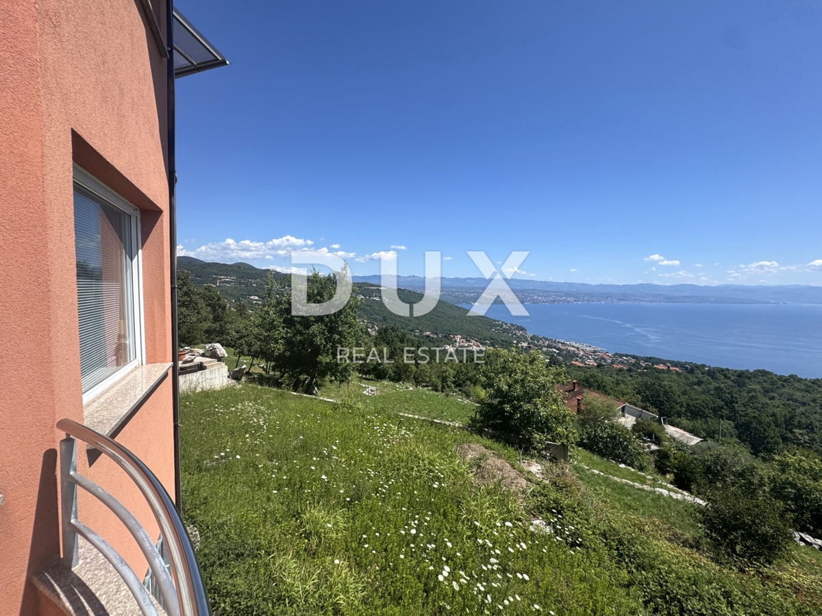 LOVRAN, DOBREĆ - Panoramski raj nad Kvarnerjem - stanovanje, ki vam bo vzelo dih