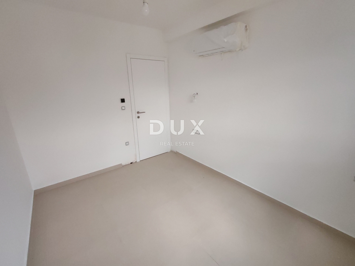 ZADAR, RAŽANAC - Novogradnja! Talno ogrevanje, dvigalo, pogled na morje, shramba...! S6