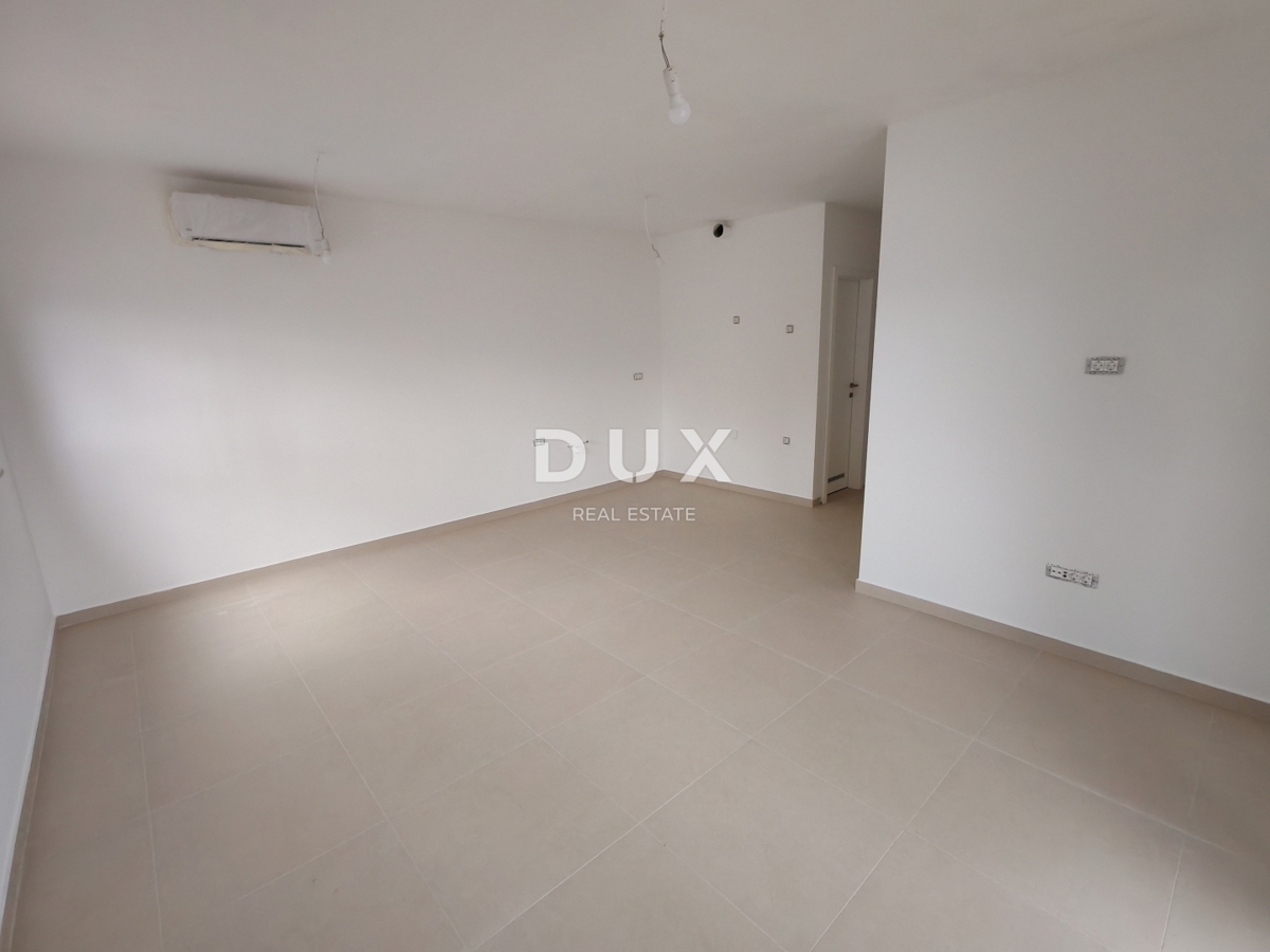 ZADAR, RAŽANAC - Novogradnja! Talno ogrevanje, dvigalo, pogled na morje, shramba...! S6