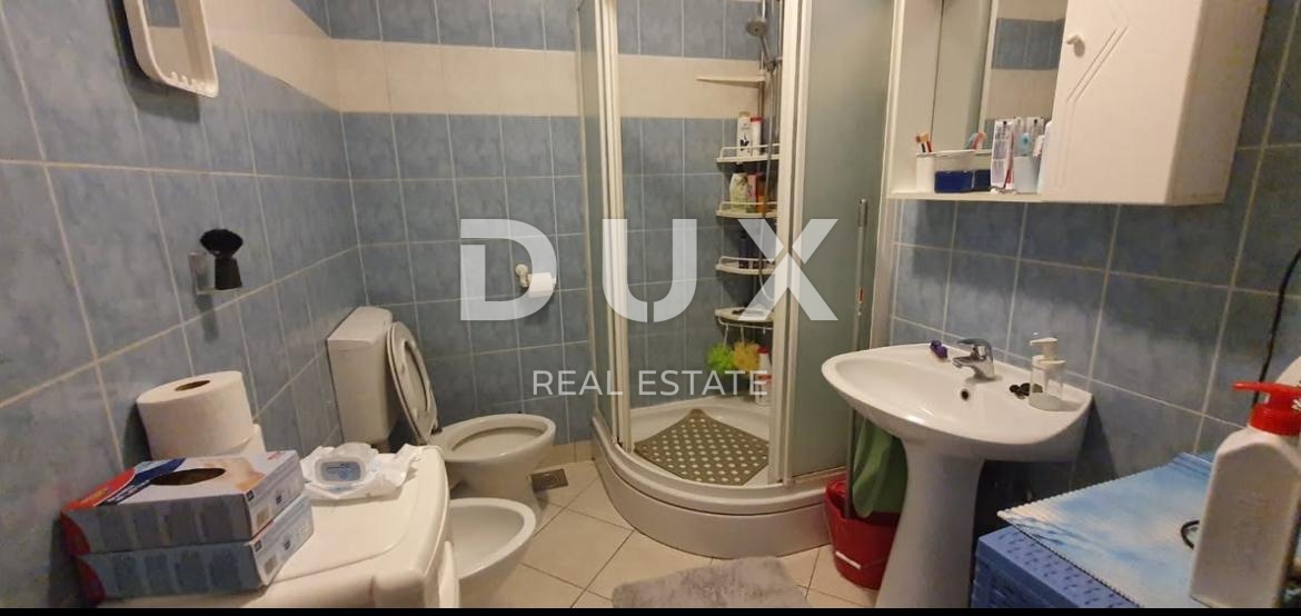 RIJEKA, KRIMEA - Prostorno in svetlo stanovanje z 2 spalnicama in 1 spalnico s pogledom na morje in odlično lokacijo!!