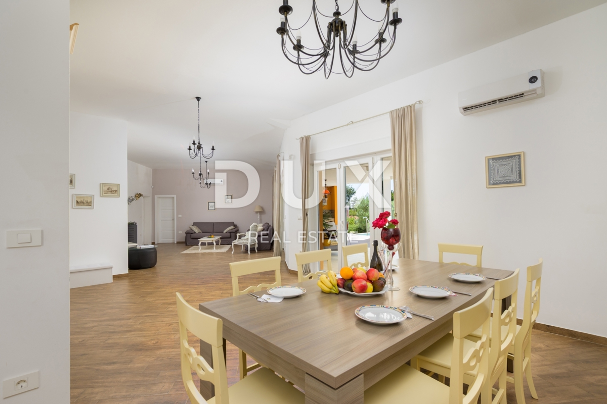 ISTRA, SVETVINČENAT - Moderna vila na odlični lokaciji