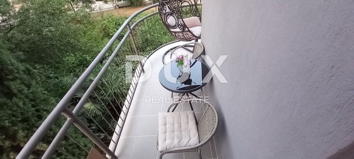 RIJEKA, BANDEROVO - opremljeno 3-sobno stanovanje z dvema balkonoma in parkiriščem, mirna ulica