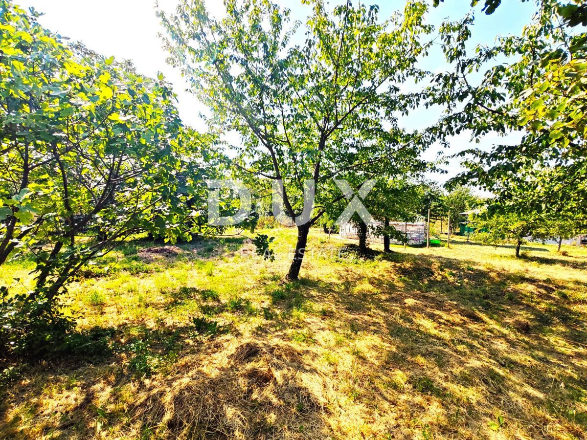 Marinići, Viškovo, 1.696m2