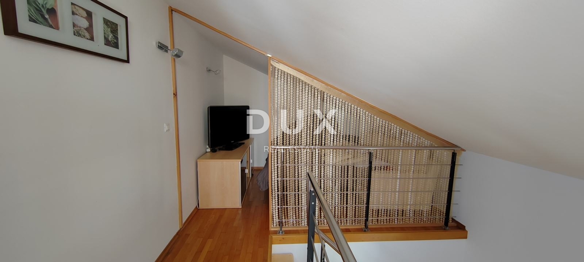 ISTRA, PREMANTURA - dvonadstropno stanovanje na mirni lokaciji in le nekaj korakov od morja! 