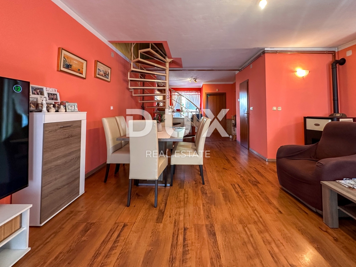 OPATIJA, MATULJI, JUŠIĆI - Duplex 3s+db, 1. nadstropje, 103,5 m2, pogled na morje!