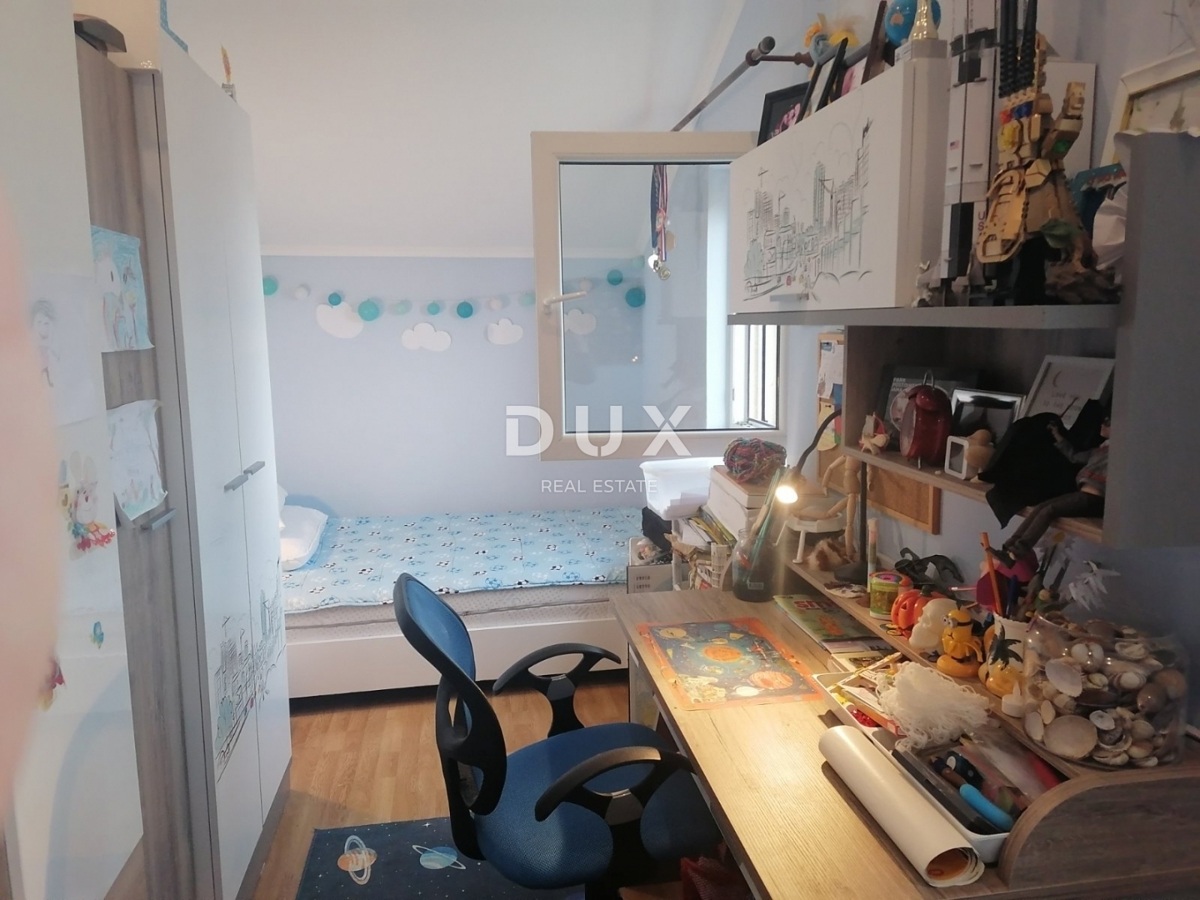 MALI LOŠINJ - Dva apartmaja z vrtom in teraso le 130 metrov od morja