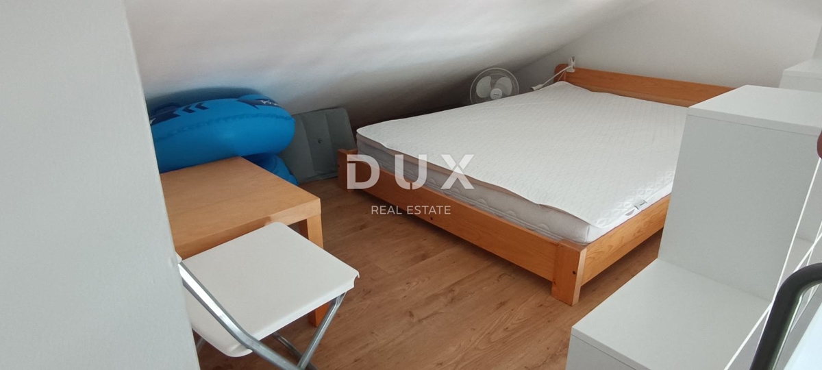 NOVI VINODOLSKI - apartma s čudovitim pogledom na morje in marino