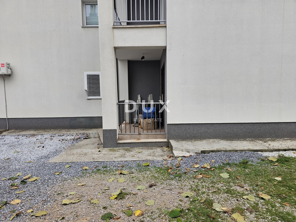 OTOK KRK, MESTO KRK - Idealno stanovanje v pritličju s parkirnim mestom