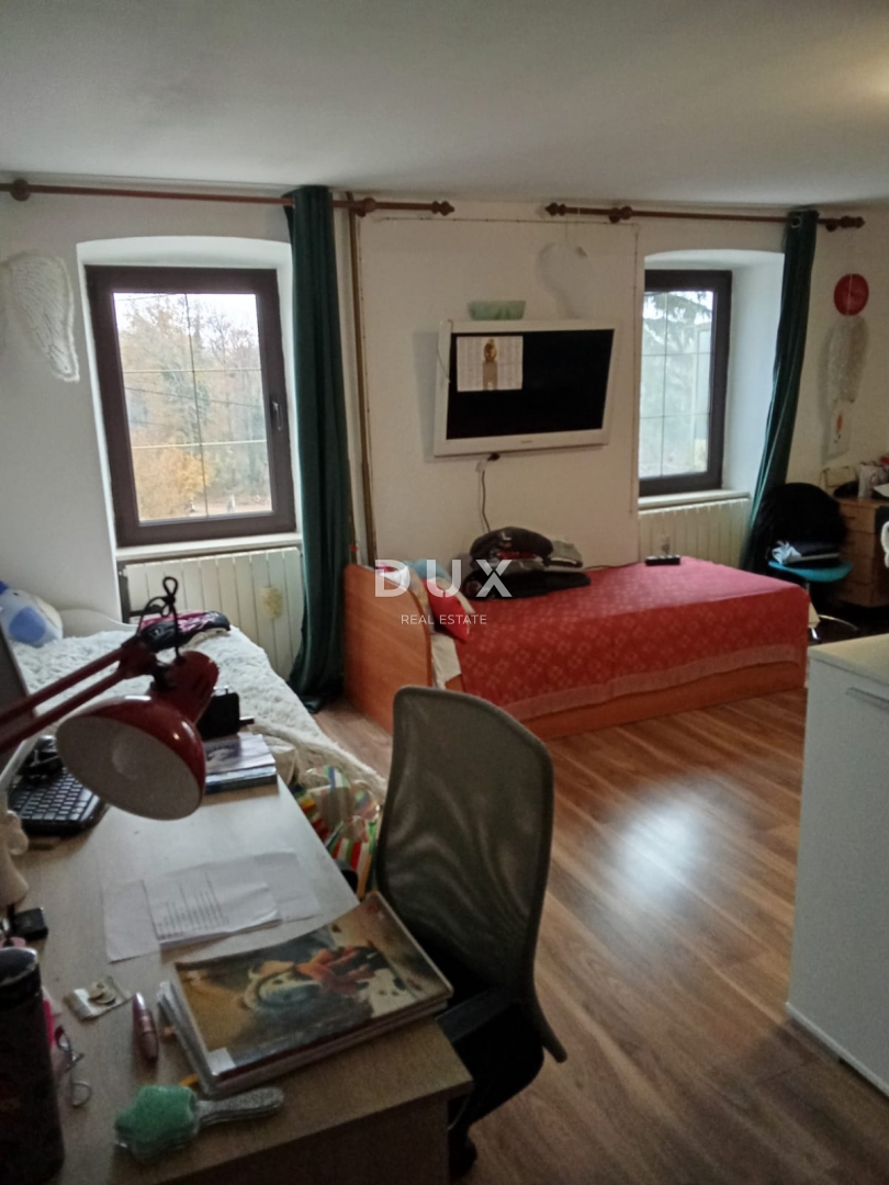 OPATIJA, MATULJI, JURDANI - hiša z garažo in 863 m2 vrta!!! PRILOŽNOST!!!