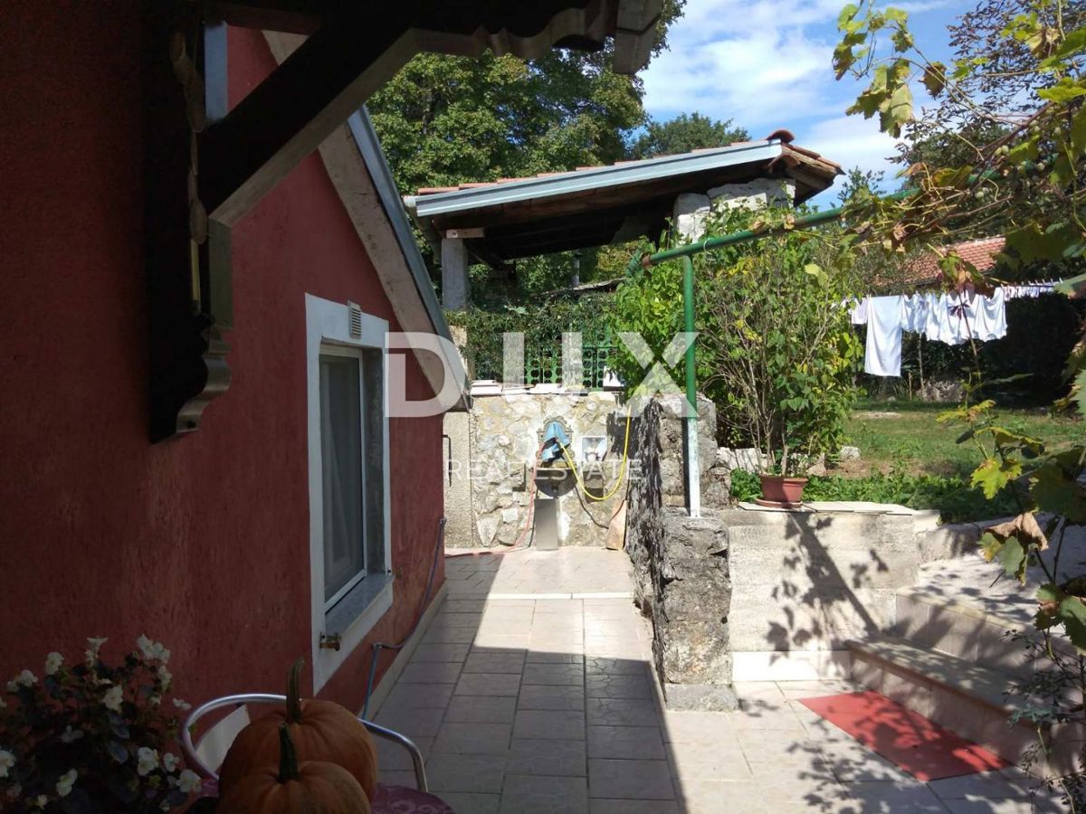 OPATIJA, MATULJI, JURDANI - hiša z garažo in 863 m2 vrta!!! PRILOŽNOST!!!