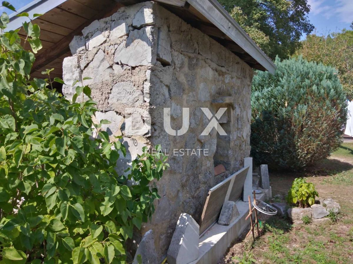 OPATIJA, MATULJI, JURDANI - hiša z garažo in 863 m2 vrta!!! PRILOŽNOST!!!