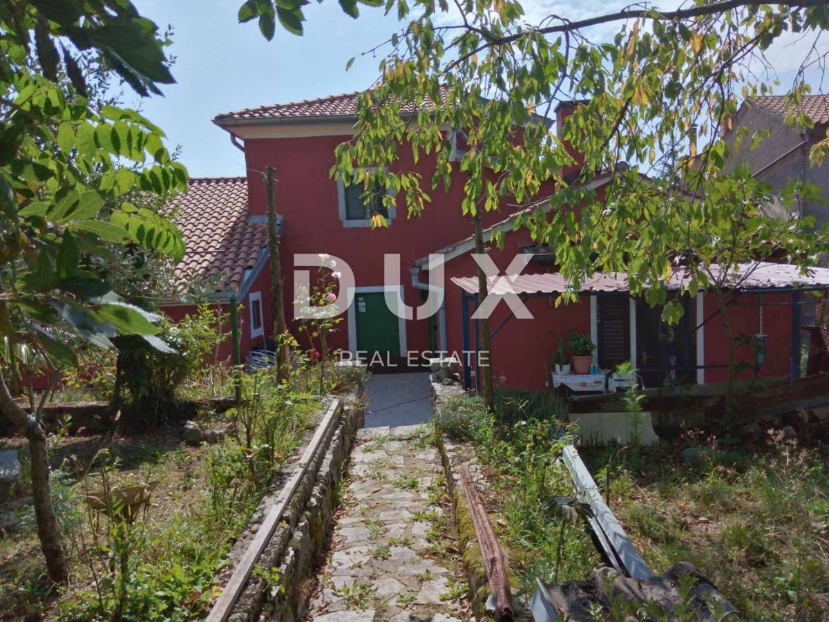 OPATIJA, MATULJI, JURDANI - hiša z garažo in 863 m2 vrta!!! PRILOŽNOST!!!
