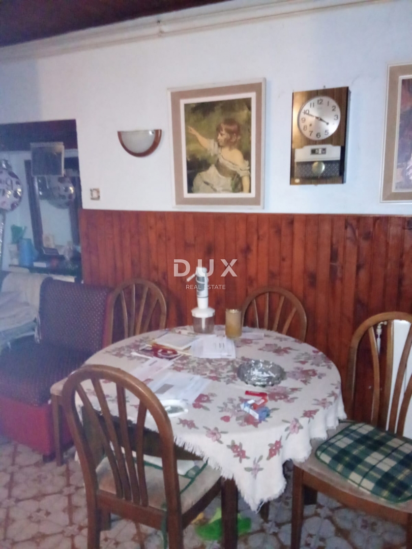 OPATIJA, MATULJI, JURDANI - hiša z garažo in 863 m2 vrta!!! PRILOŽNOST!!!