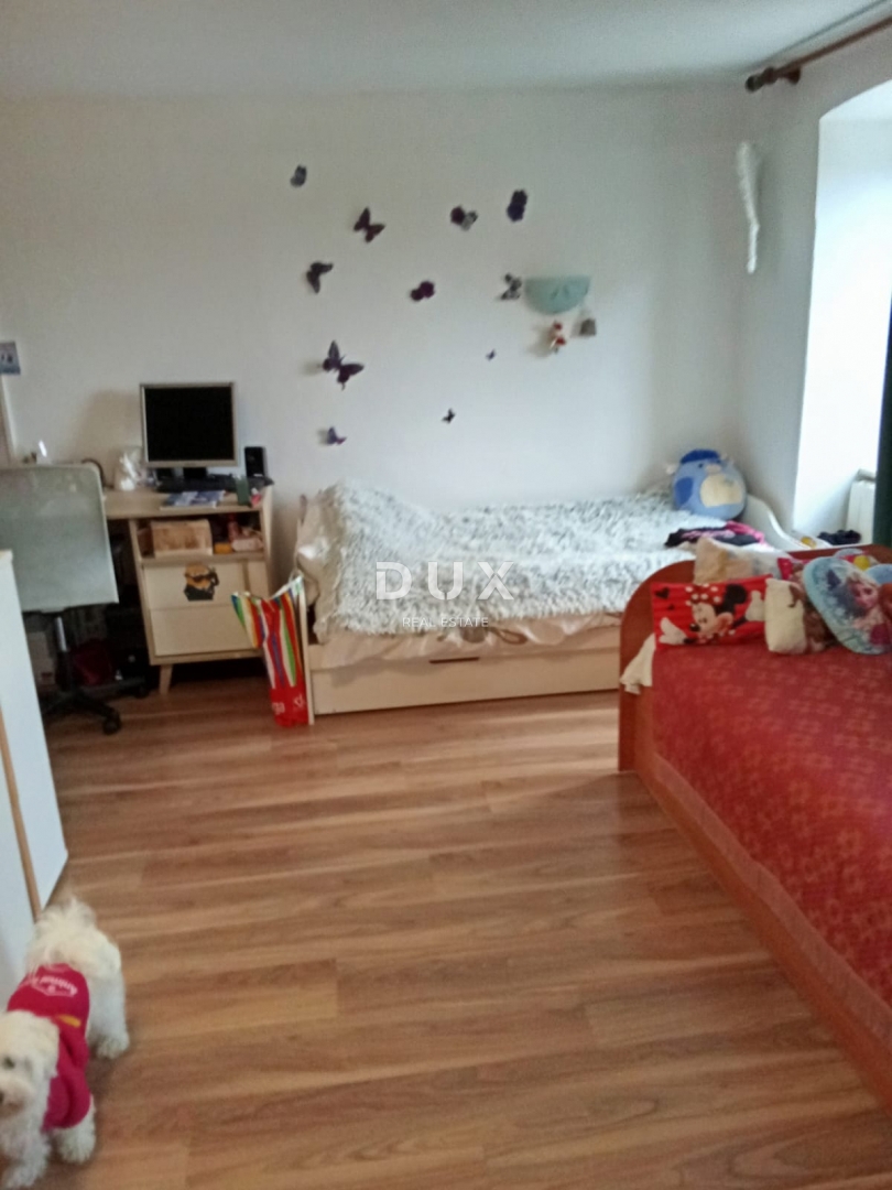 OPATIJA, MATULJI, JURDANI - hiša z garažo in 863 m2 vrta!!! PRILOŽNOST!!!