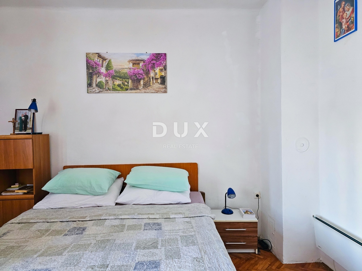 RIJEKA, CENTER - Dupleks stanovanje 104 m2, z dvoriščem in parkiriščem