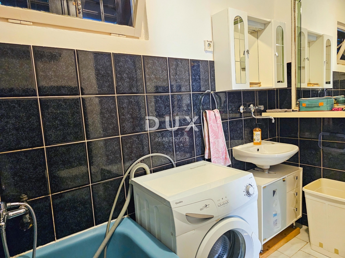 RIJEKA, CENTER - Dupleks stanovanje 104 m2, z dvoriščem in parkiriščem