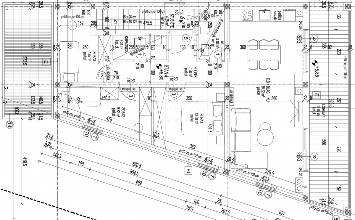 MALI LOŠINJ, CENTER - Edinstven penthouse 100m od morja!