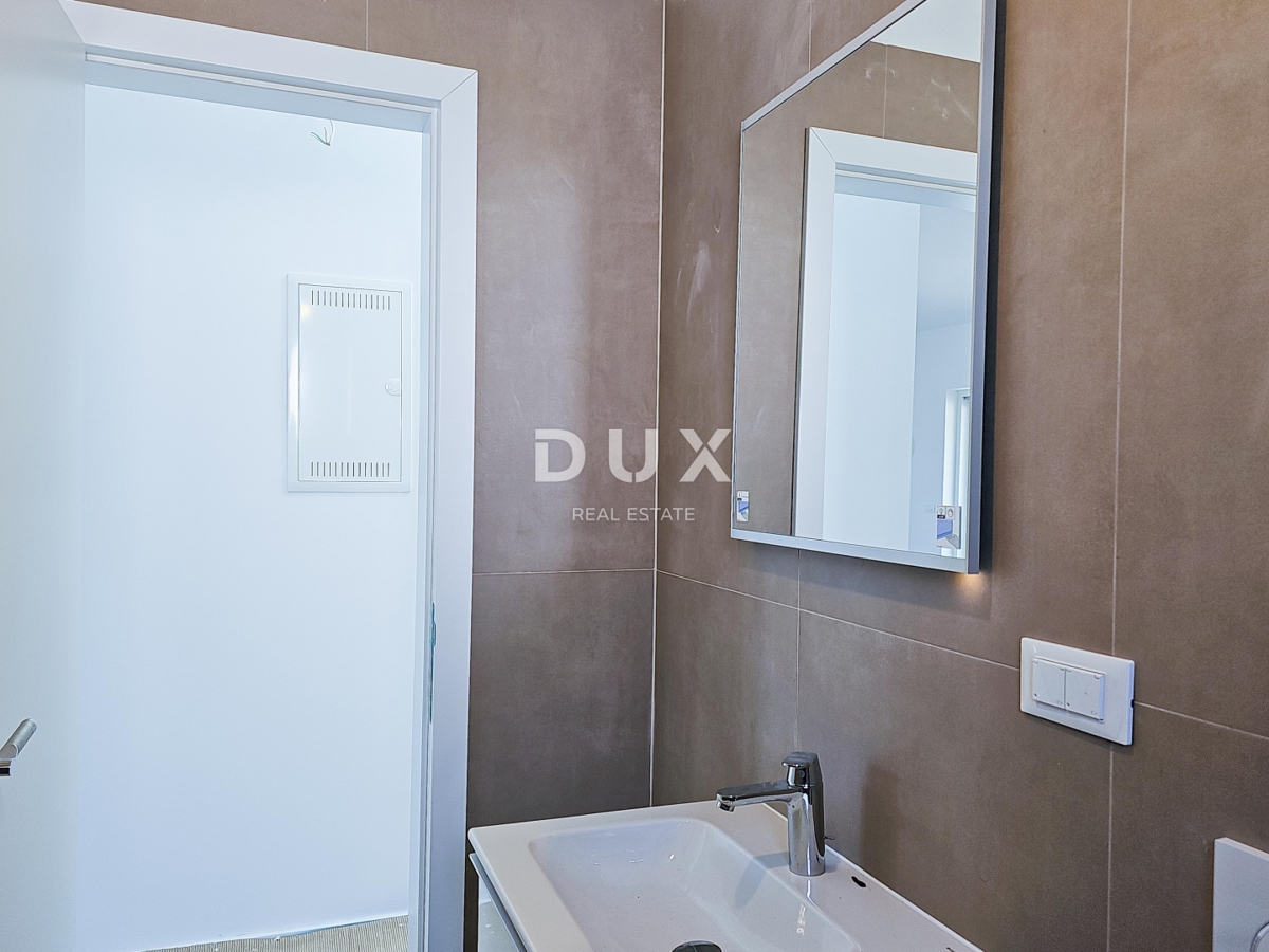 MALI LOŠINJ, CENTER - Edinstven penthouse 100m od morja!