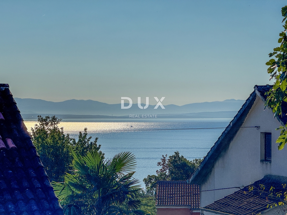 OPATIJA, OPRIĆ – investicijsko gradbeno zemljišče velikosti 2.437 m² s pogledom na morje