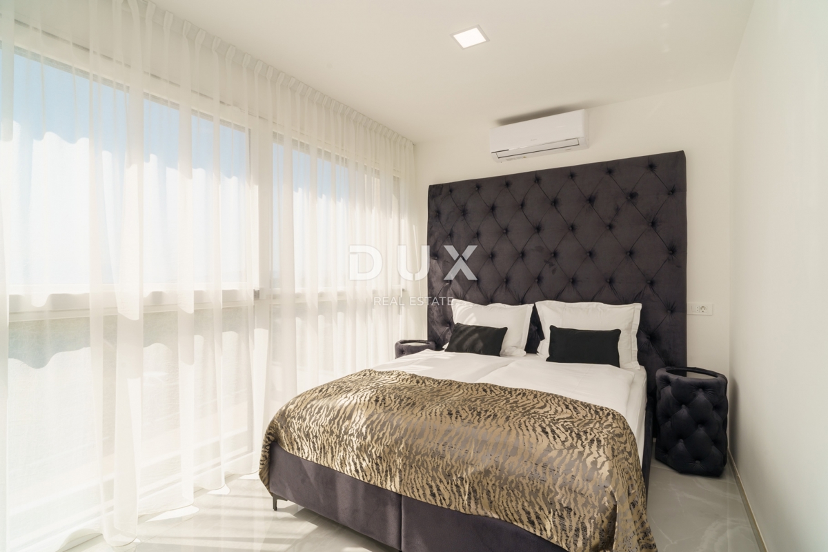 CRIKVENICA, BRIBIR - moderna vila z bazenom, pogled na morje