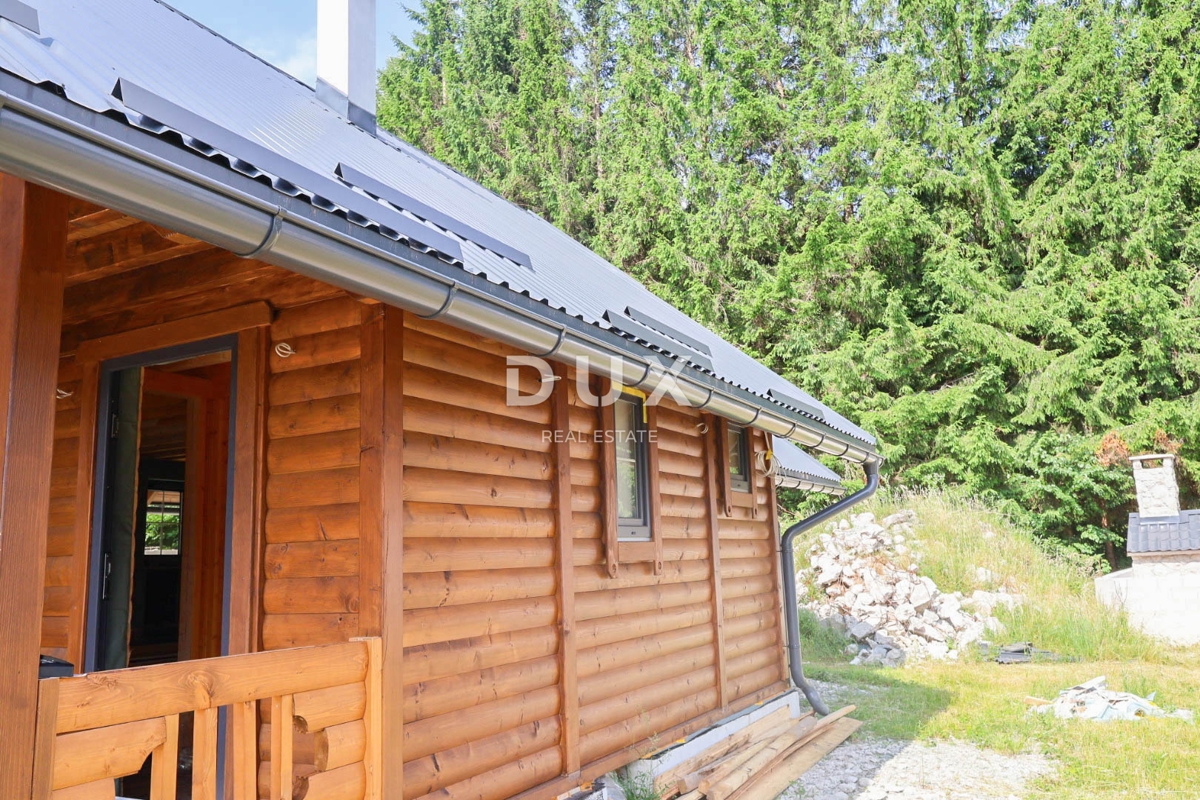 GORSKI KOTAR, LIČ - Samostojna lesena hiša v zaključni fazi, na samem