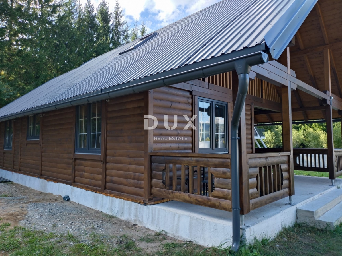 GORSKI KOTAR, LIČ - Samostojna lesena hiša v zaključni fazi, na samem