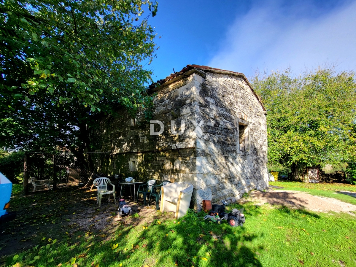 ISTRA, KRŠAN - Ekskluzivno! Samostojna kamnita hiša za prenovo