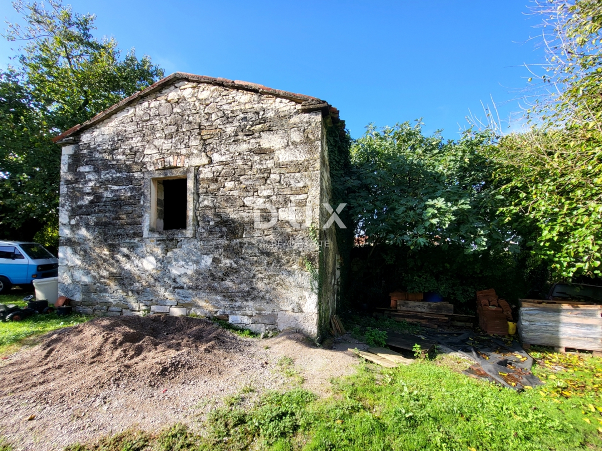 ISTRA, KRŠAN - Ekskluzivno! Samostojna kamnita hiša za prenovo