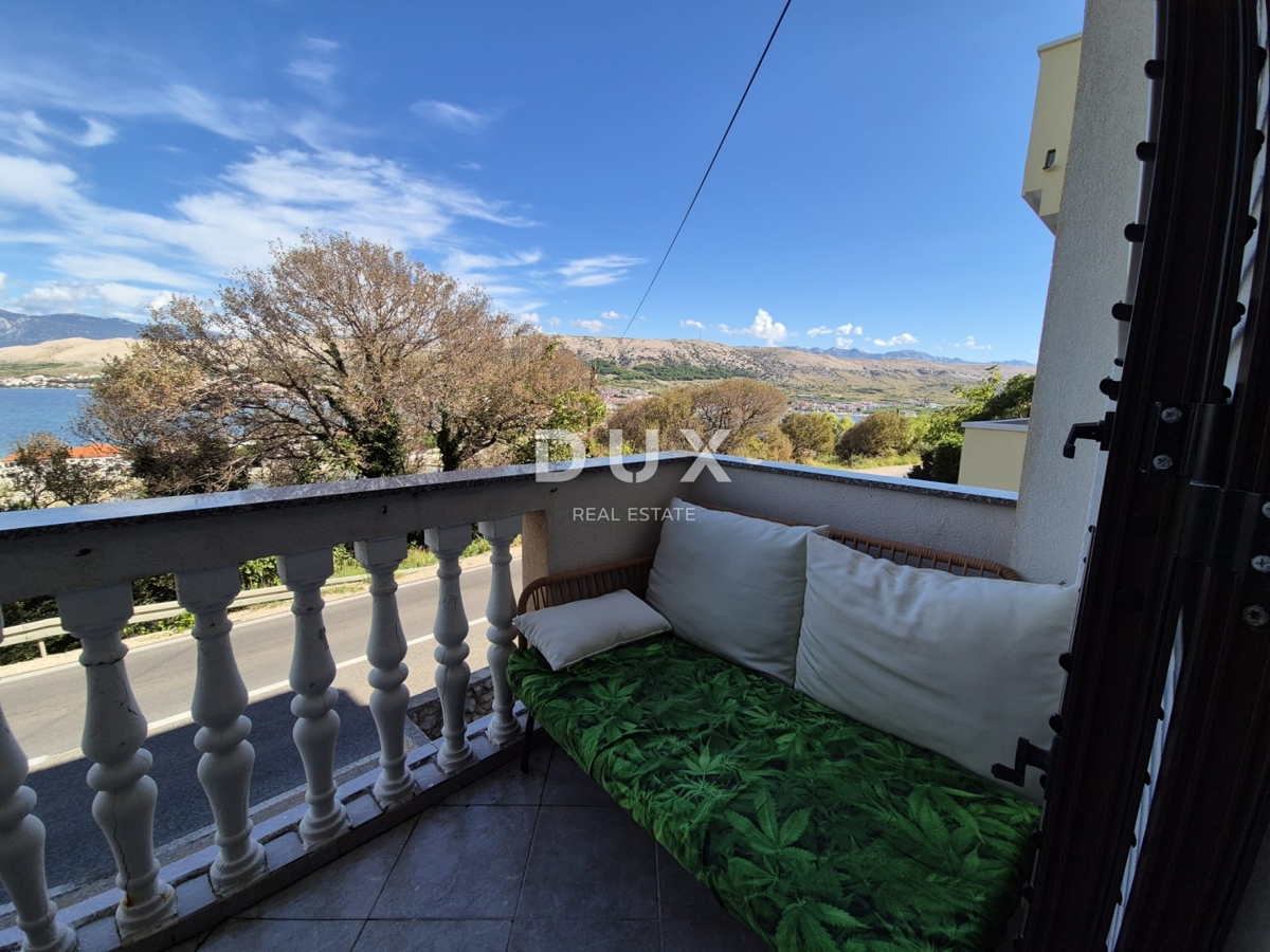 PAG, MESTO PAG - Prostorna hiša s panoramskim razgledom na morje in Velebit