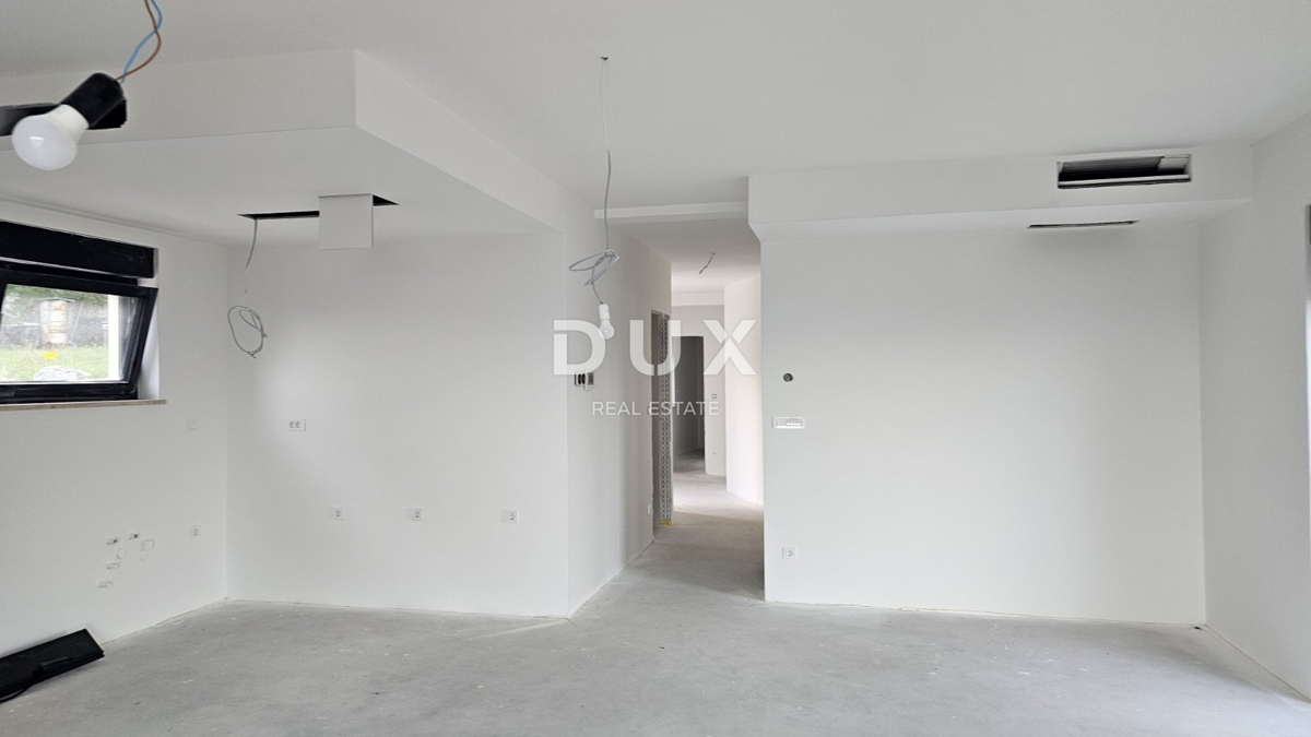 OPATIJA, LOVRAN - luksuzno stanovanje 94m2 v prvem nadstropju, 300m od morja