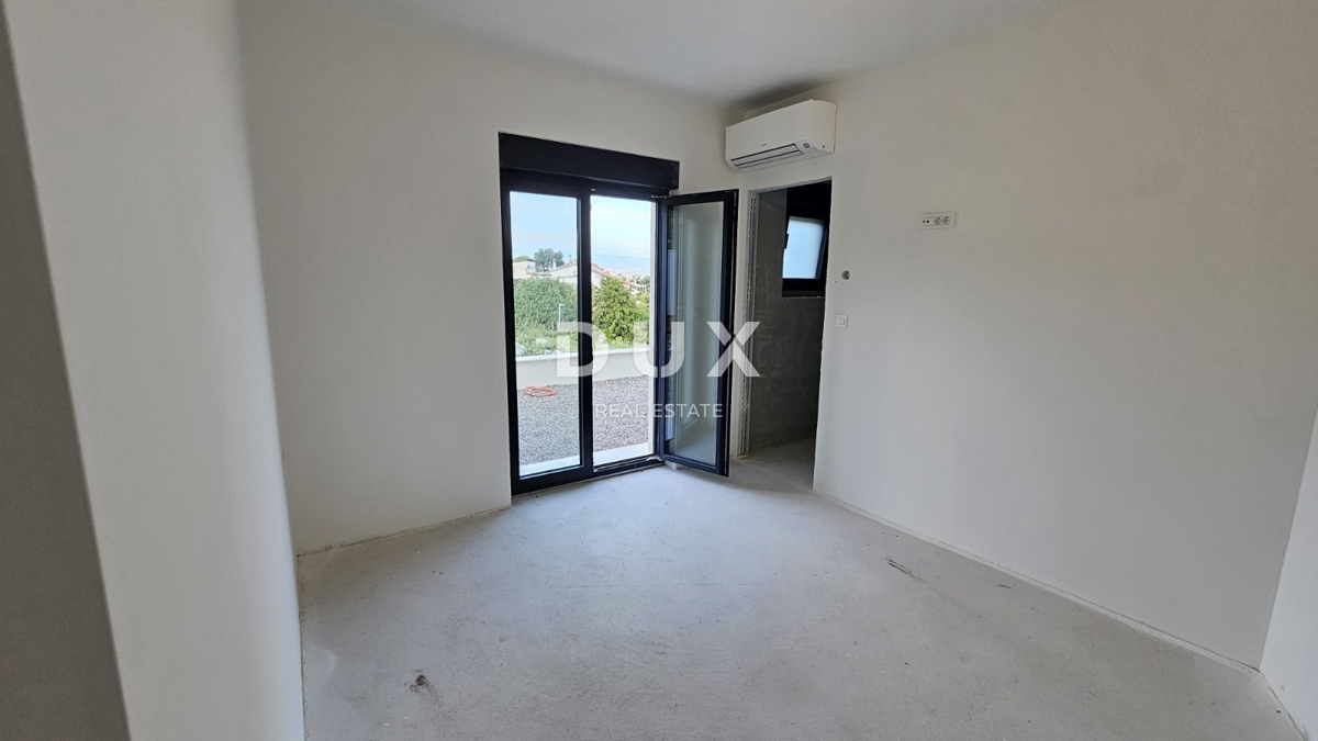 OPATIJA, LOVRAN - luksuzno stanovanje 94m2 v prvem nadstropju, 300m od morja