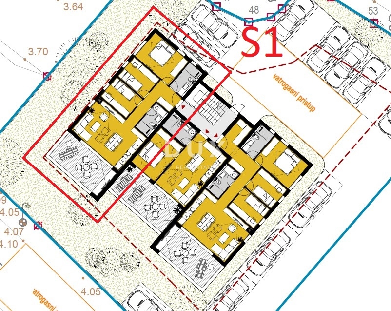 ŠIBENIK, SRIMA - Luksuzno stanovanje z vrtom v novogradnji le 300 m od morja in plaže