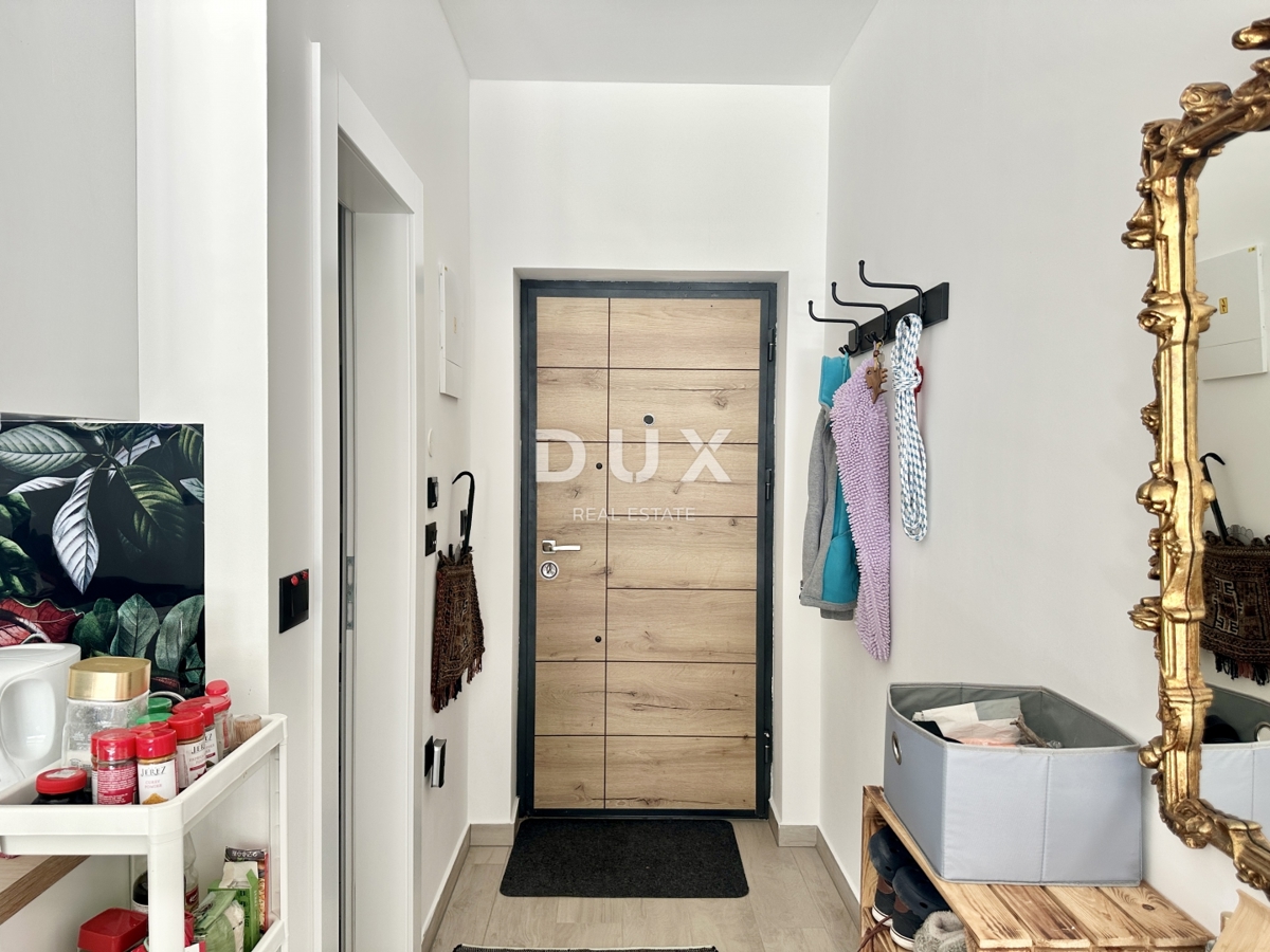 ISTRA, PLOMIN LUKA - Apartma prva vrsta ob morju ZNIŽANO!