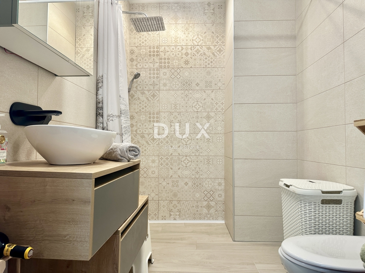 ISTRA, PLOMIN LUKA - Apartma prva vrsta ob morju ZNIŽANO!