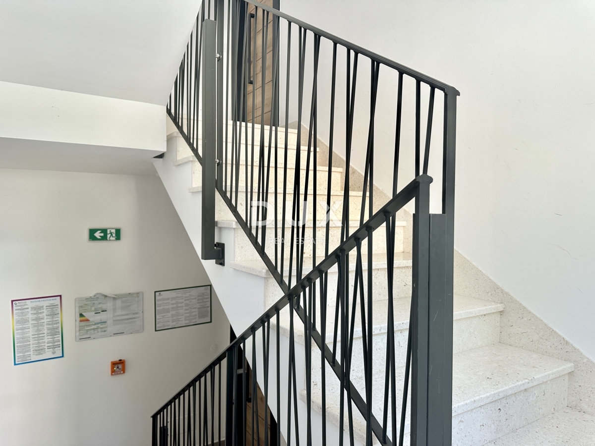 ISTRA, PLOMIN LUKA - Apartma prva vrsta ob morju ZNIŽANO!