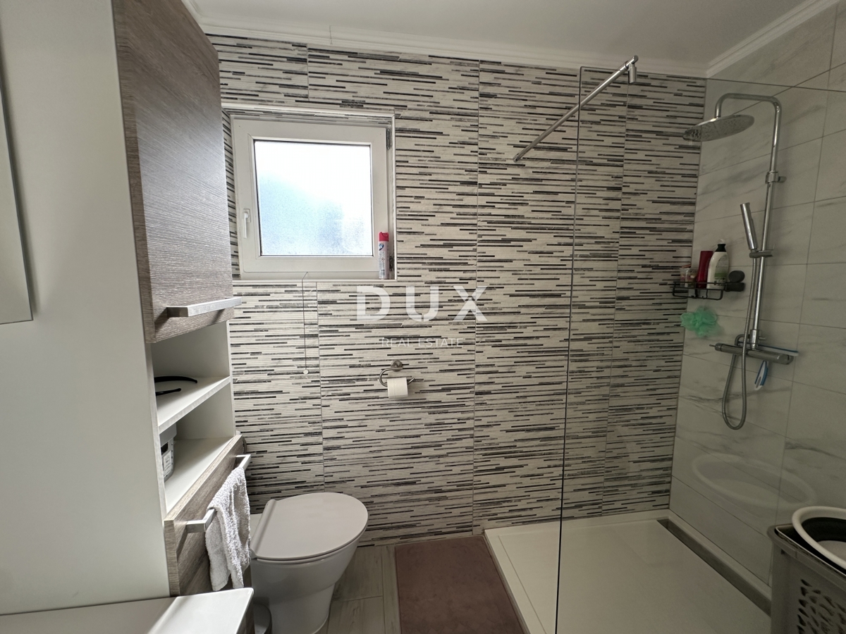 ZADAR, PETRČANE - Opremljeno stanovanje v pritličju z vrtom!