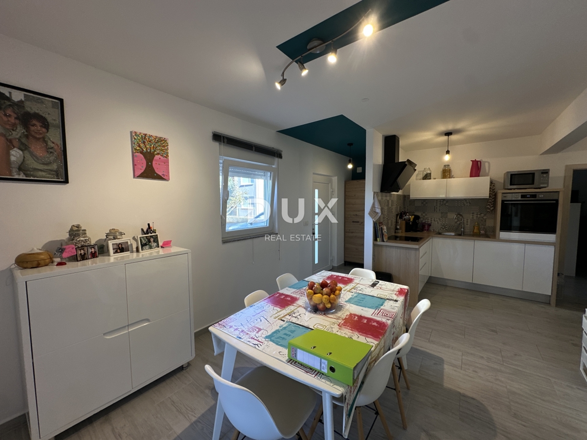 ZADAR, PETRČANE - Opremljeno stanovanje v pritličju z vrtom!