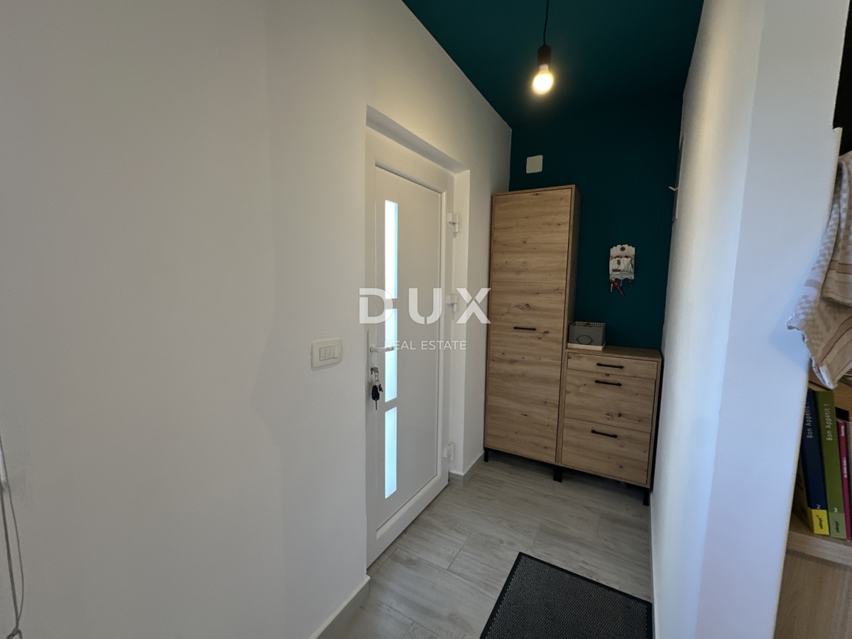 ZADAR, PETRČANE - Opremljeno stanovanje v pritličju z vrtom!