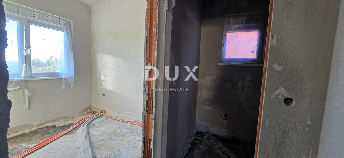 ISTRA, POREČ - Novogradnja, dizajnerska enonadstropna hiša z zasebnim bazenom