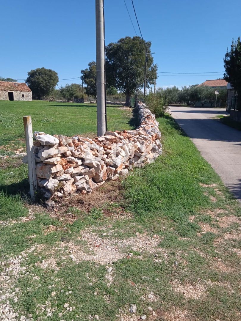 ZADAR, GORICA - Zazidljivo zemljišče na mirni lokaciji