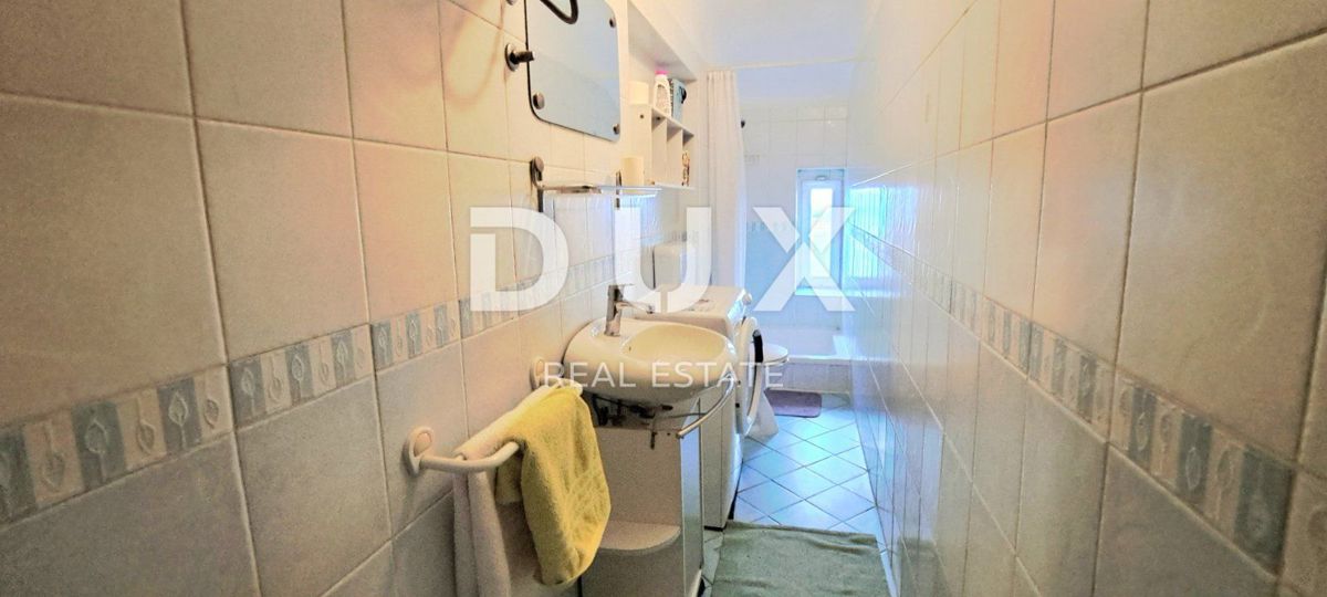 RIJEKA, CENTER - čudovito 2-sobno stanovanje s pogledom na morje