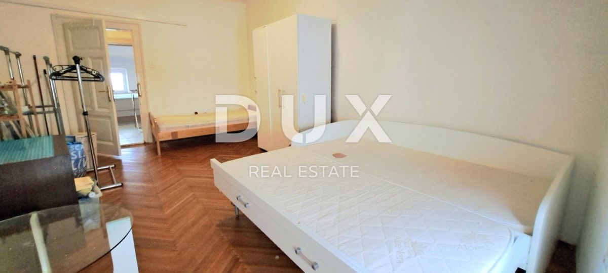 RIJEKA, CENTER - čudovito 2-sobno stanovanje s pogledom na morje