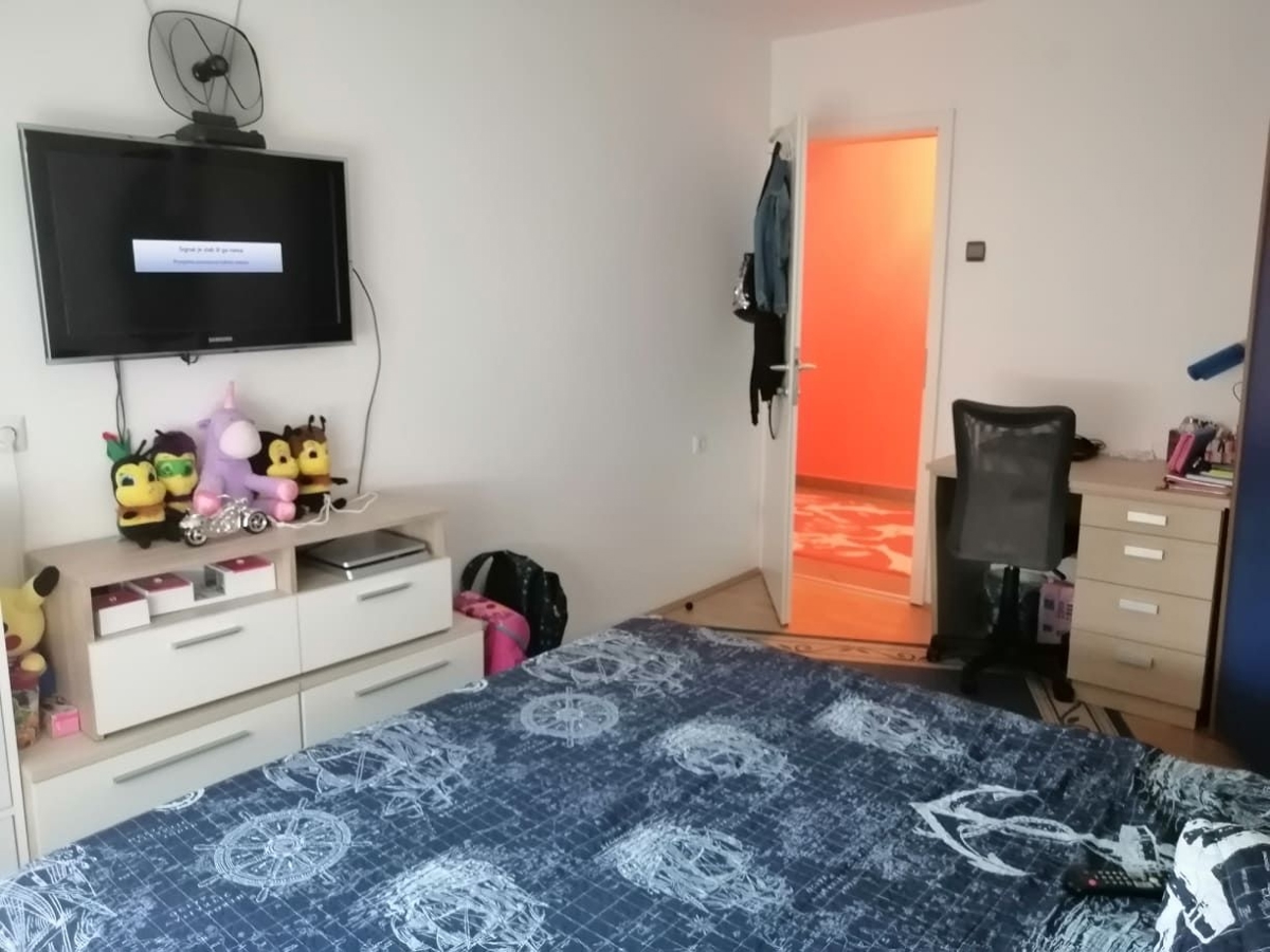 NOVI VINODOLSKI - stanovanje na dobri lokaciji blizu morja