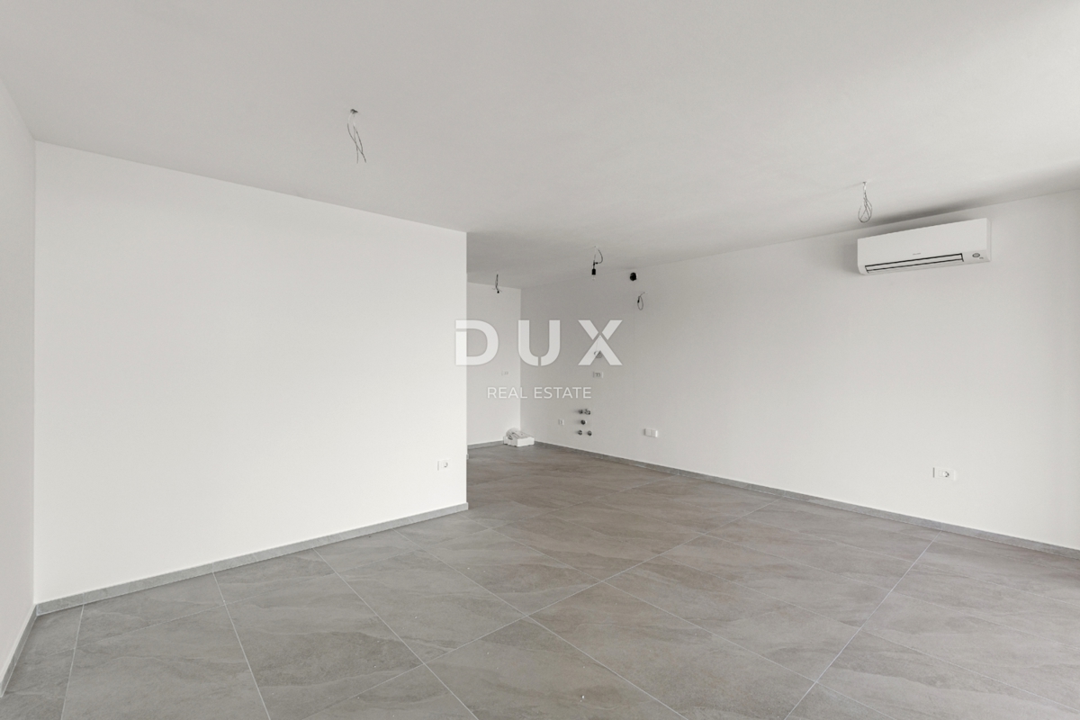 ISTRA, NOVIGRAD - Luksuzno stanovanje z vrtom v novogradnji